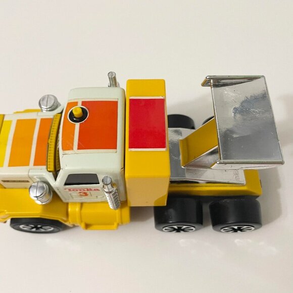 Vintage 80s Yellow Tonka Semi Mack Truck Clutch Popper Made in Japan - Picture 16 of 16